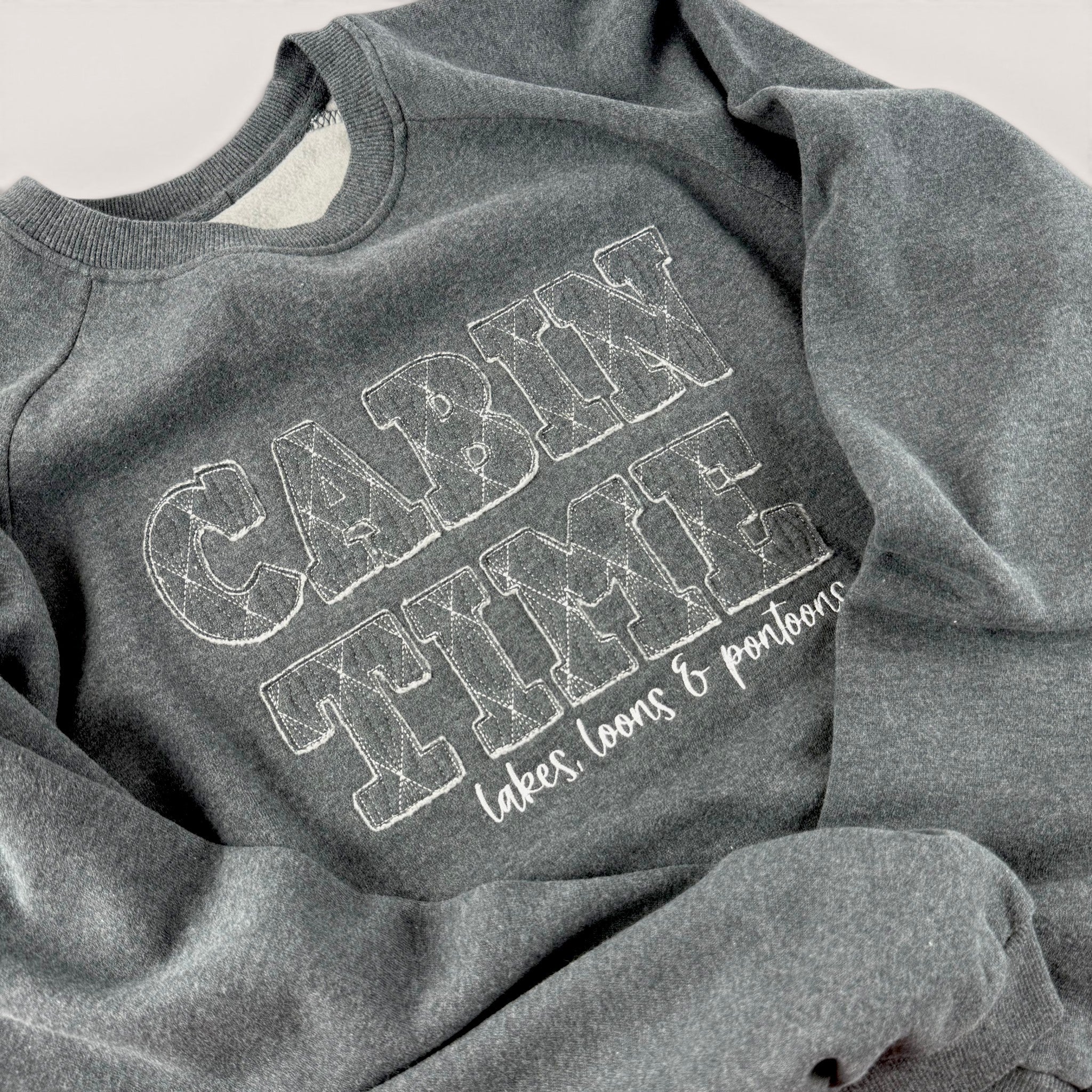 Cabin Time Fleece Applique Crewneck